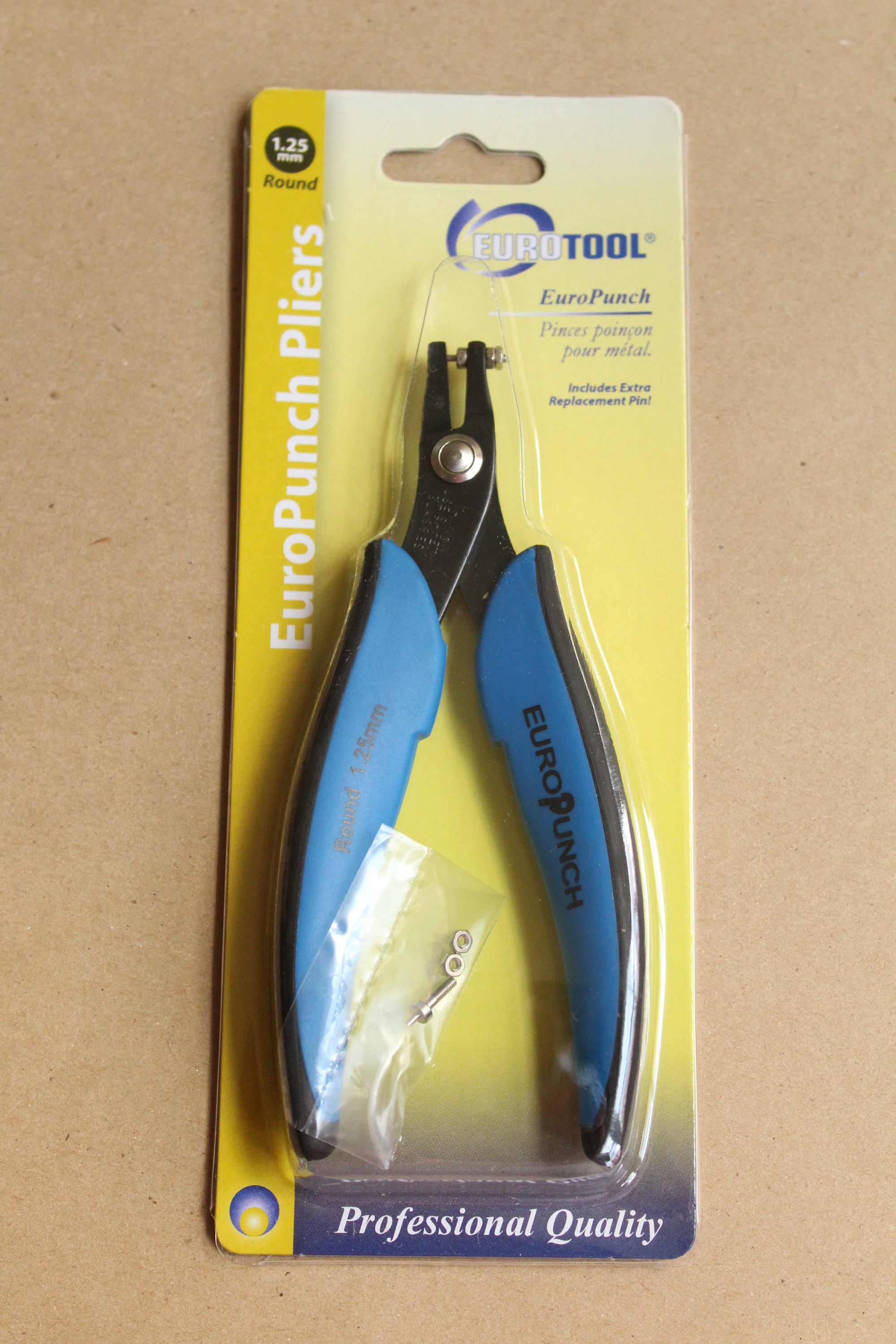 Beadsmith (1.25mm) - Metal Hole Punch Pliers W/Guage Guard