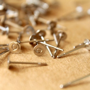 100 pc. Stainless Steel Earring Posts, 4mm pad * Also available in 500 and 1000 piece * | FI-129