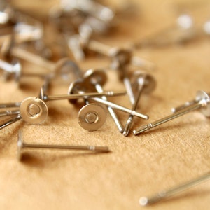 100 pc. Stainless Steel Earring Posts, 4mm pad * Also available in 500 and 1000 piece * | FI-129