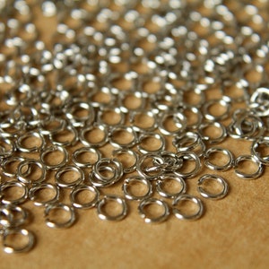 200 pc. 4mm Stainless Steel Open Jumprings FI-116 image 2