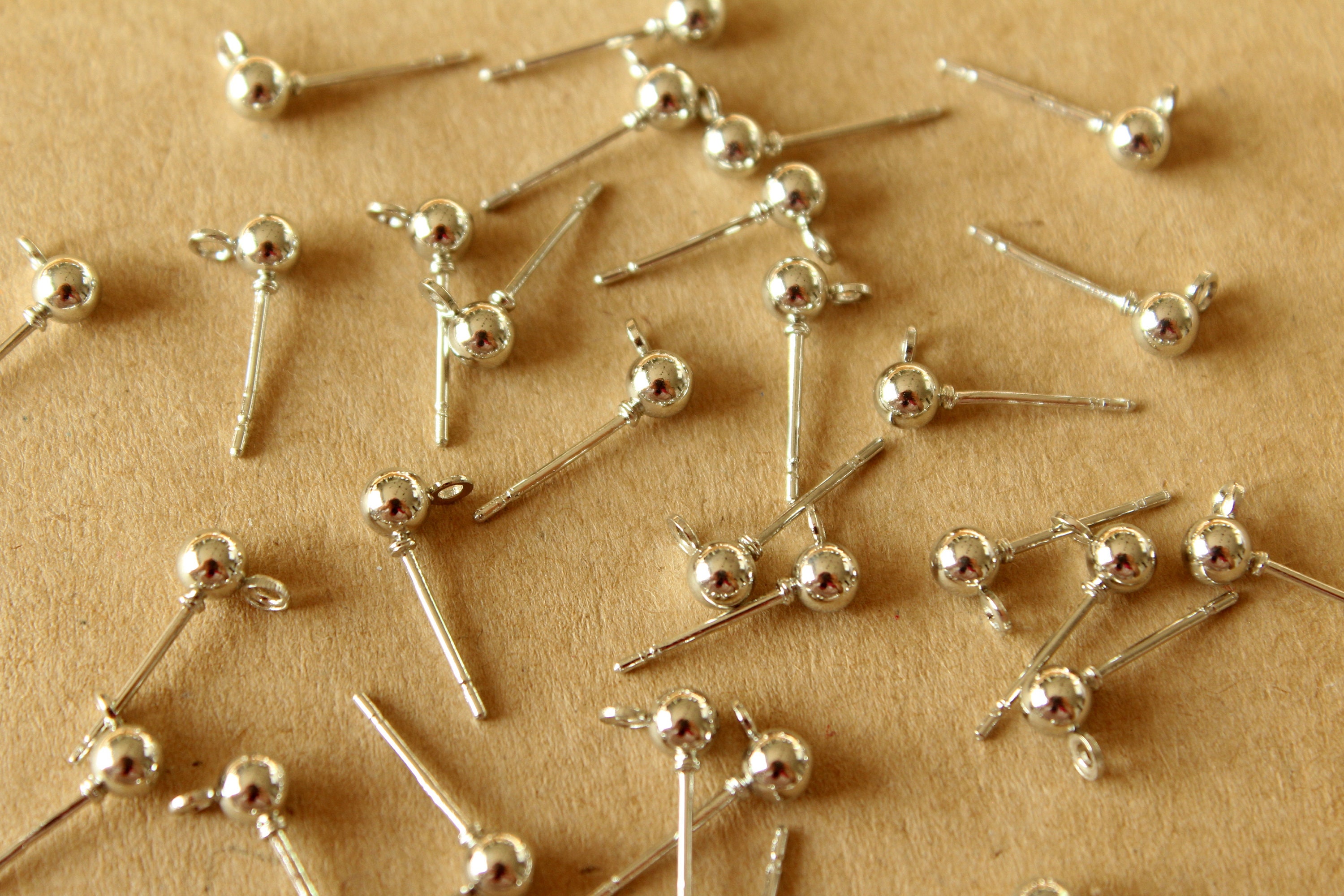 Orecchini A Sfera Da 4 Mm Con Anello Aperto - Acciaio Inossidabile 304L Dorato X20 - Perles & Co - Foto 4