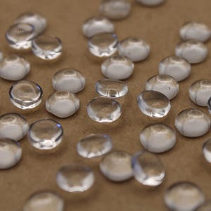 30個入り 丸型ガラスドーム型カボション - 直径5.5mm～6mm | MIS-451*
