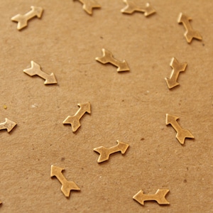 24 pc. Tiny Antique Brass Plated Arrows: 8mm by 3.9mm - made in USA | AB-031