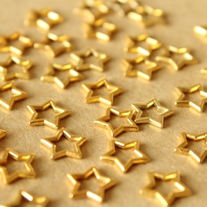 25 pc. Gold Star Shaped Open Backed Bezel Link, 9.5mm by 9mm FI-672 image 2