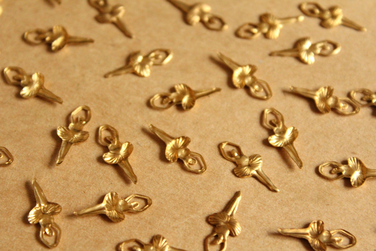 20 pc. raw brass ballet dancer / ballerina stampings : 16mm by 7mm - made in usa | rb-1097