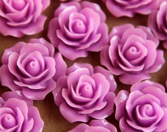 20-tlg. Fliederfarbene Crisp Petal Rose Cabochons 18 mm | RES-057
