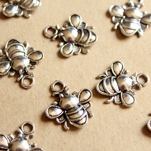 10 pc. Antique Silver Bee Charms MIS-188 image 1