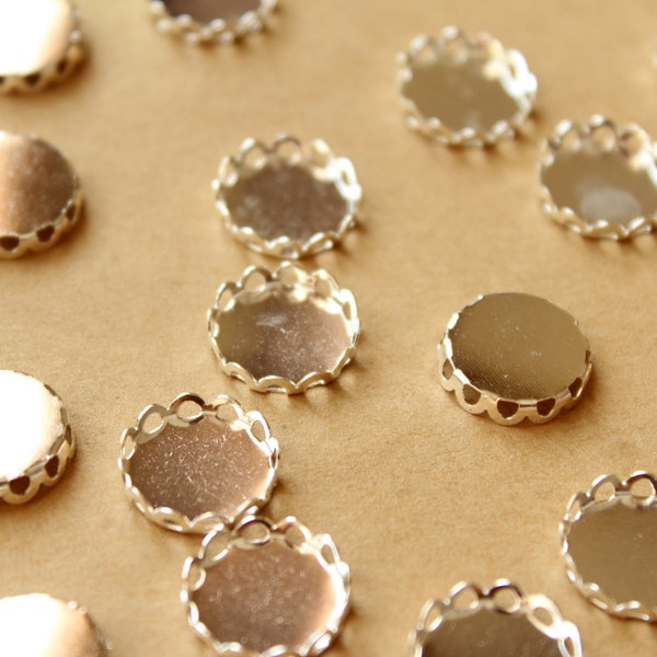 50 pc. Silver Plated Brass Lace Edge Setting: 12mm in diameter | FI-353