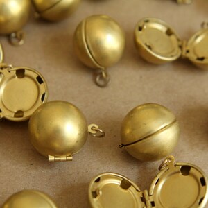 Snodo Ottone Grezzo M10x1 Femmina-femmina Per Lampadari 17 X 32mm