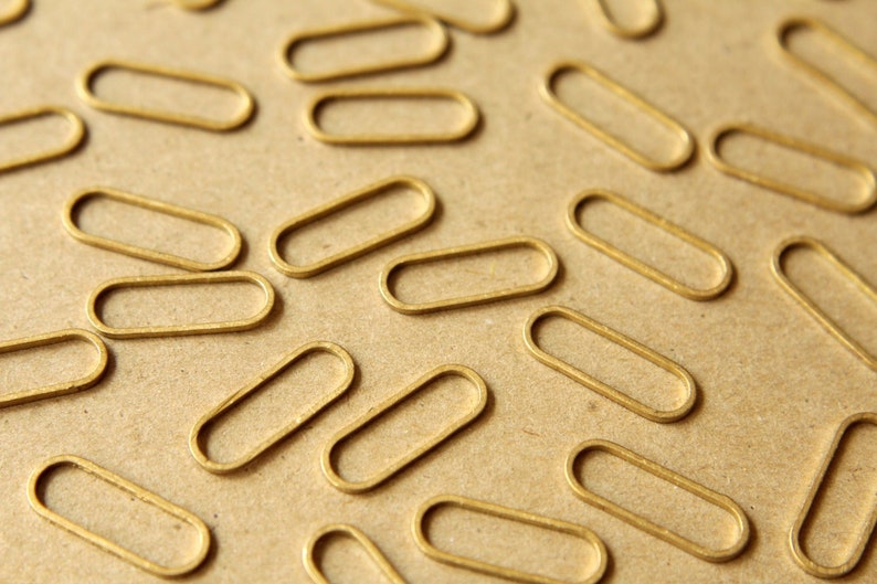 100 pc. Raw Brass Stretched Oval Links: 19mm by 7mm FI-199 image 1