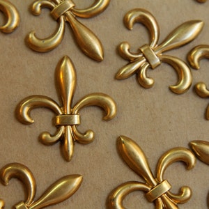 4 pc. Large Raw Brass Fleur de Lis: 29mm by 27mm - made in USA | RB-410