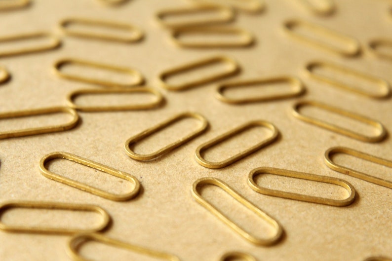 100 pc. Raw Brass Stretched Oval Links: 19mm by 7mm FI-199 image 2