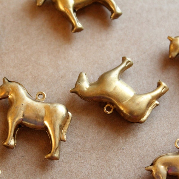 2 pc. Raw Brass 3D Horse Charms: 27mm by 22mm - made in USA | RB-1162