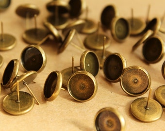 30 pc. 10mm Ear Post Blank Cabochon Setting Antique Bronze, Nickel Free | FI-228