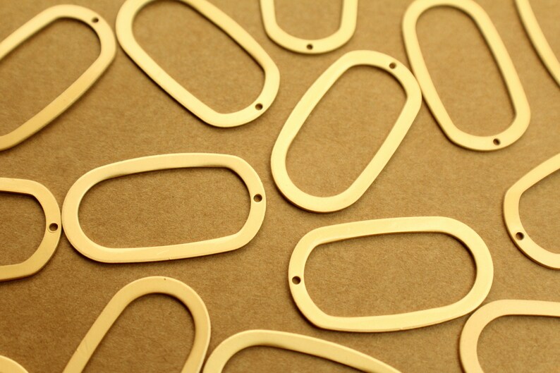 8 pc. Matte Gold Oval Links: 35.5mm by 19.5mm FI-563 image 1