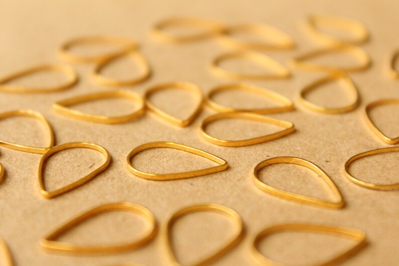 50 pc. Gold Plated Teardrop Links: 16mm by 11mm FI-295 image 2