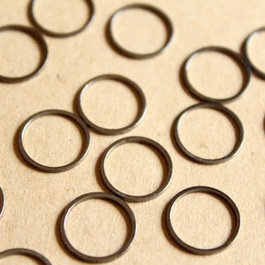 100 pc. Gunmetal Plated Circle Links: 12mm diameter | FI-469