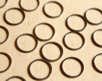 100 pc. Gunmetal Plated Circle Links: 12mm diameter | FI-469