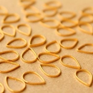 100 pc. Gold Plated Teardrop Links: 11mm by 7mm FI-299 image 2