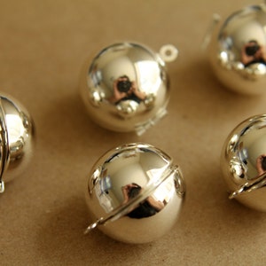 1 pc. Silver Ball Lockets | LOC-018