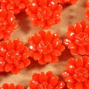 CLOSEOUT - 20 pc. Cherry Red Glossy Flower Cabochon 17mm | RES-307