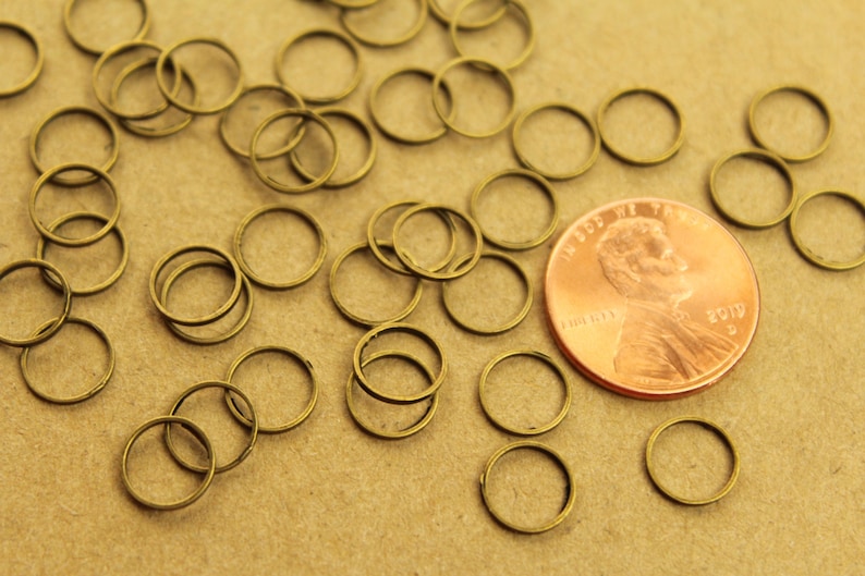 100 pc. Antique Bronze Circle Links: 8mm diameter FI-027 image 3