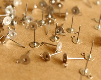 100 pc. Stainless steel earring posts with loop, 6mm pad | FI-374