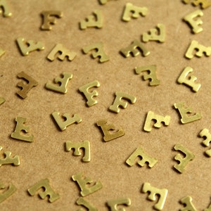 6 piezas de estampaciones pequeñas de latón crudo con la letra F (5,5 mm x 5 mm), fabricadas en EE. UU. / RB-1225