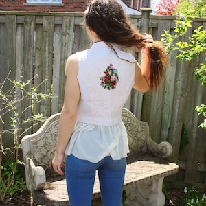 EMBROIDERED VEST, Vintage White Floral Pixie Vest with Ruffle Lace for Festival