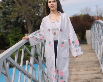 Antique ROSE APPLIQUE Tablecloth ROBE | UpCycled Floral Bohemian Kimono | Cotton Duster | Eco Fashion | Handmade Cottagecore Clothing
