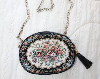 FLORAL TAPESTRY PURSE | Gothic Bag | Vintage Rafy Shoulder Bag with silver chain strap | Gothic Victorian Fashion