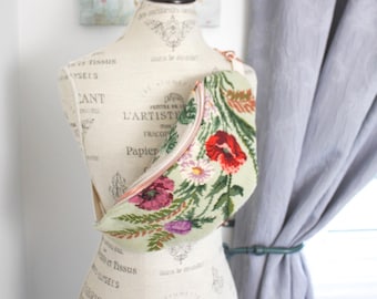 FANNY PACK Vintage Tapestry: Bohemian Upcycled Crossbody Festival Purse with Rose Gold Accents