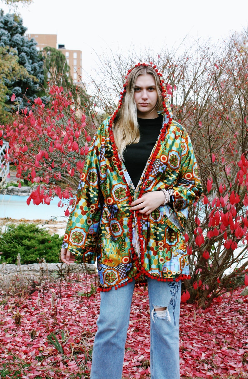 RETRO Satin ROBE, Vintage SEVENTIES Shiny Abstract Hooded Kimono, Psychedelic Hippie Sixties Jacket size Large image 8