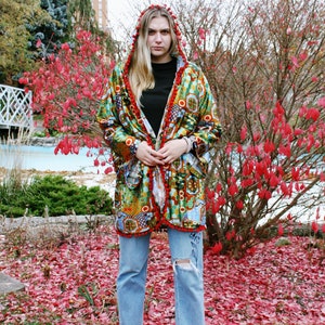 RETRO Satin ROBE, Vintage SEVENTIES Shiny Abstract Hooded Kimono, Psychedelic Hippie Sixties Jacket size Large image 4