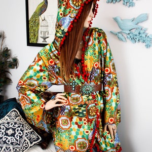 RETRO Satin ROBE, Vintage SEVENTIES Shiny Abstract Hooded Kimono, Psychedelic Hippie Sixties Jacket size Large image 6