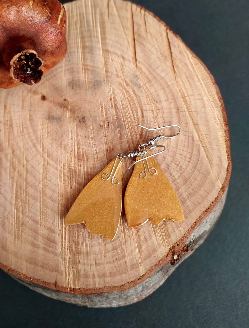 Real pressed freesia earrings, Dried flower jewelry, Drop plant earrings,Resin floral jewelry, Botanical dangly earrings, Enamel leaves gift image 4