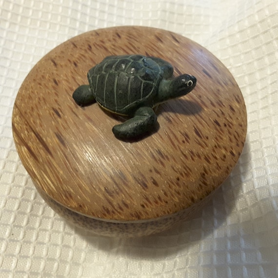 Vintage palm wood box - image 1