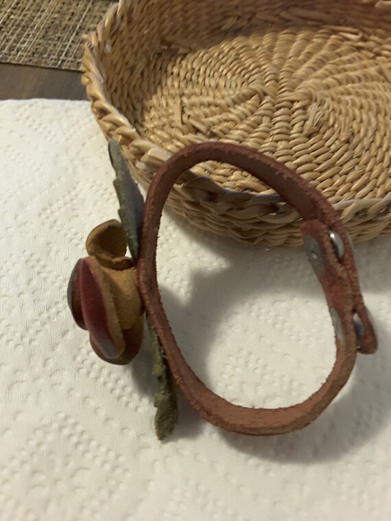 Vintage leather flower bracelet - image 4