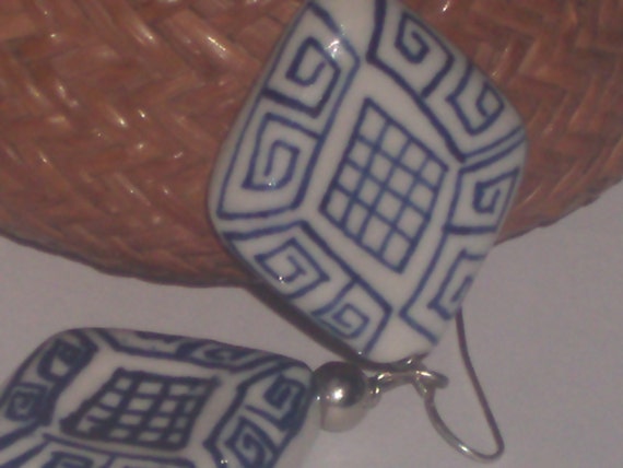 Vintage Blue and white porcelain Earrings - image 5