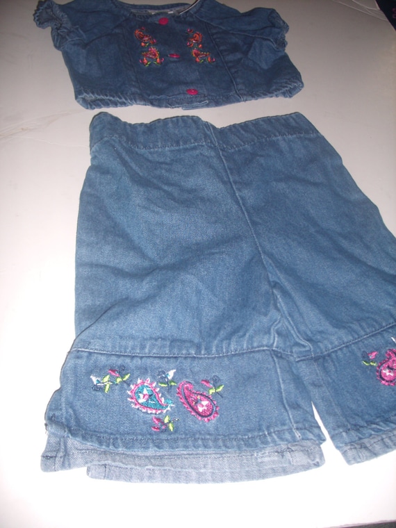 size 12 mos 2 pc denim paisley crop top capri set