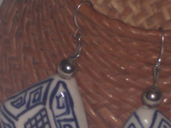 Vintage Blue and white porcelain Earrings - image 2