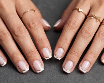 Milky White Chrome Outline Press-On Nails, Minimalist Silver French Tips, Short Square Set of 24