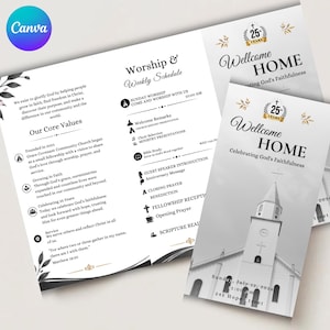 Op de afbeelding: Een drieluik kerkprogramma-brochure met een zwart-witfoto van een kerkgebouw op de omslag. De tekst bevat "Wellcome HOME", "Celebrating God's Faithfulness", "Worship & Weekly Schedule" en "Our Core Values".
