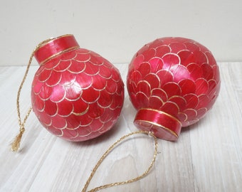 2 straw scale shape red ball hanging ornaments, Christmas set of bauble, Erzgebirge red gold Vintage Retro tree home decor handmade German