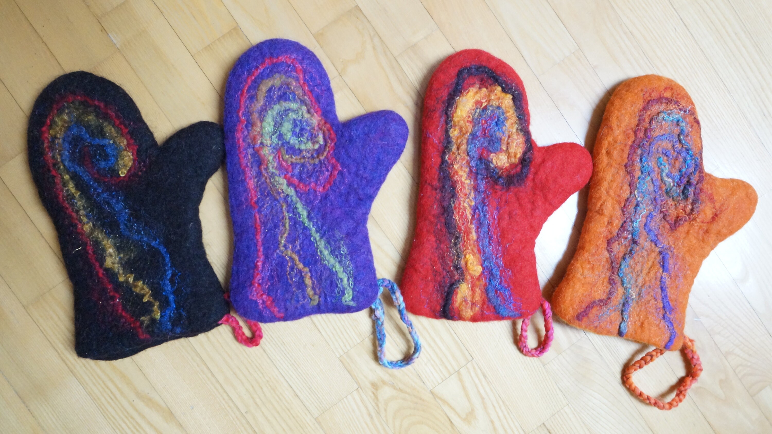 Baking Gift Felted Wool Oven Mittens in Various Colors Felt Pot Holder Oven  Mitt Kitchen Gloves Fathers Day Gift Mothers Day Gift 