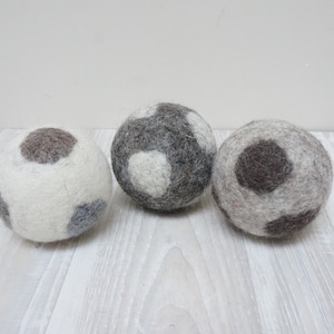 Wool dryer balls, large, set of 3, natural non dyed, felted, polka dots white beige grey brown laundry cat dog pet baby children image 1