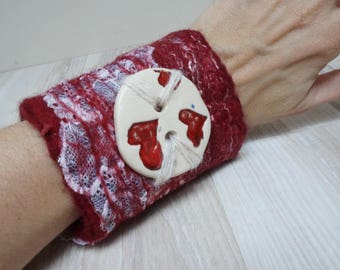 Felted bracelet with heart ceramic button nuno felt wrist cuff arm warmer flower floral burgundy wine red lace fall autumn ooak bordeaux