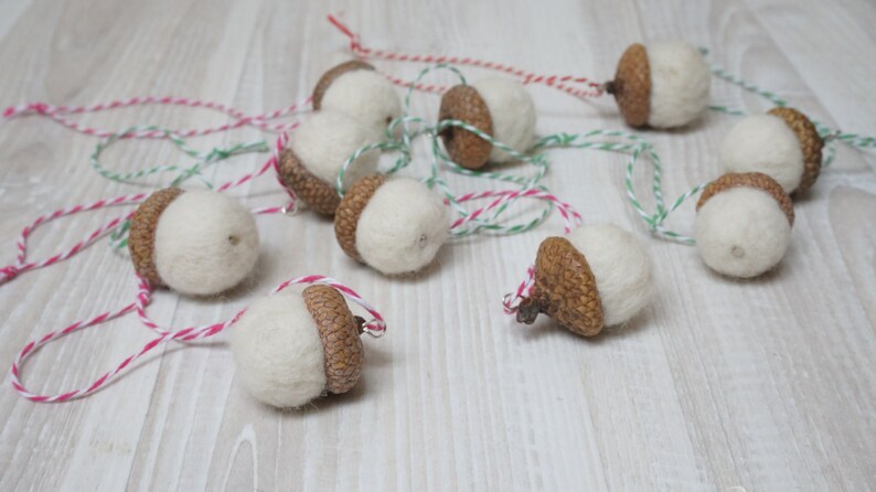 10 felted acorns ornament natural caps wool balls 0.75 1 in. size home Christmas tree hanging bauble decoration red purple turquoise White