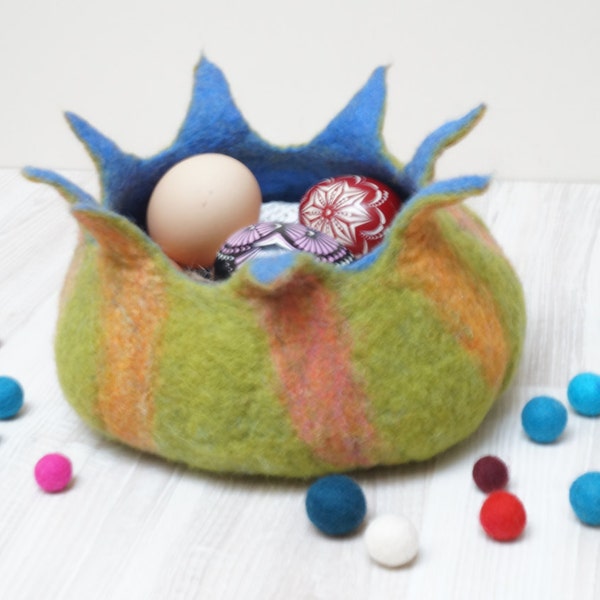 Felted Easter eggs nesting Bowl Basket for Candies, Nuts, Easter Eggs or Treasuries Ornament Halloween Pumpkin made to order