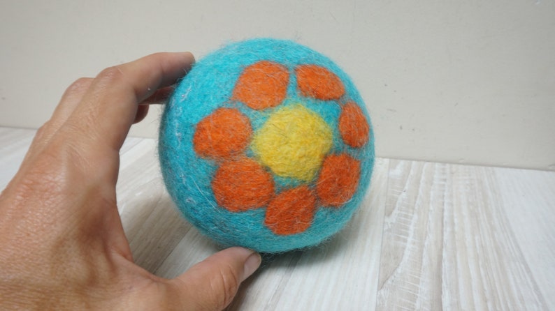 Big felt turquoise wool rattle ball, flower glitter extra large felted polka dots blue orange baby cat dog pet toddler toy game big children zdjęcie 7